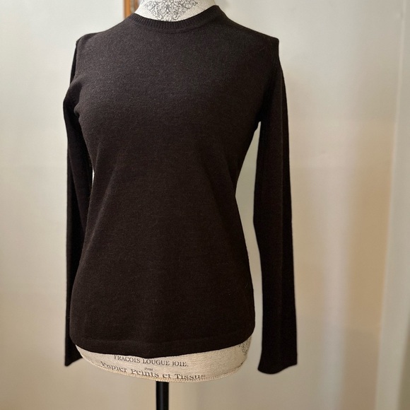 100% FINE MERINO WOOL SWEATER MADE IN ITALY - Picture 1 of 6